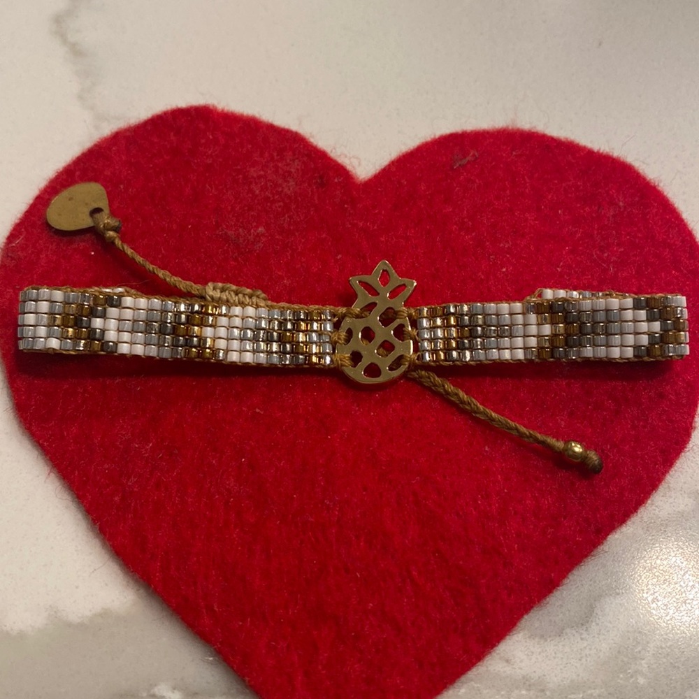 Mishky bracelet OS